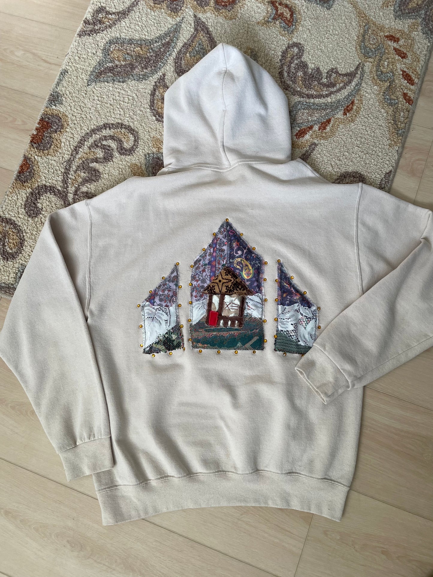 ‘Traphouse Mural’ hoodie